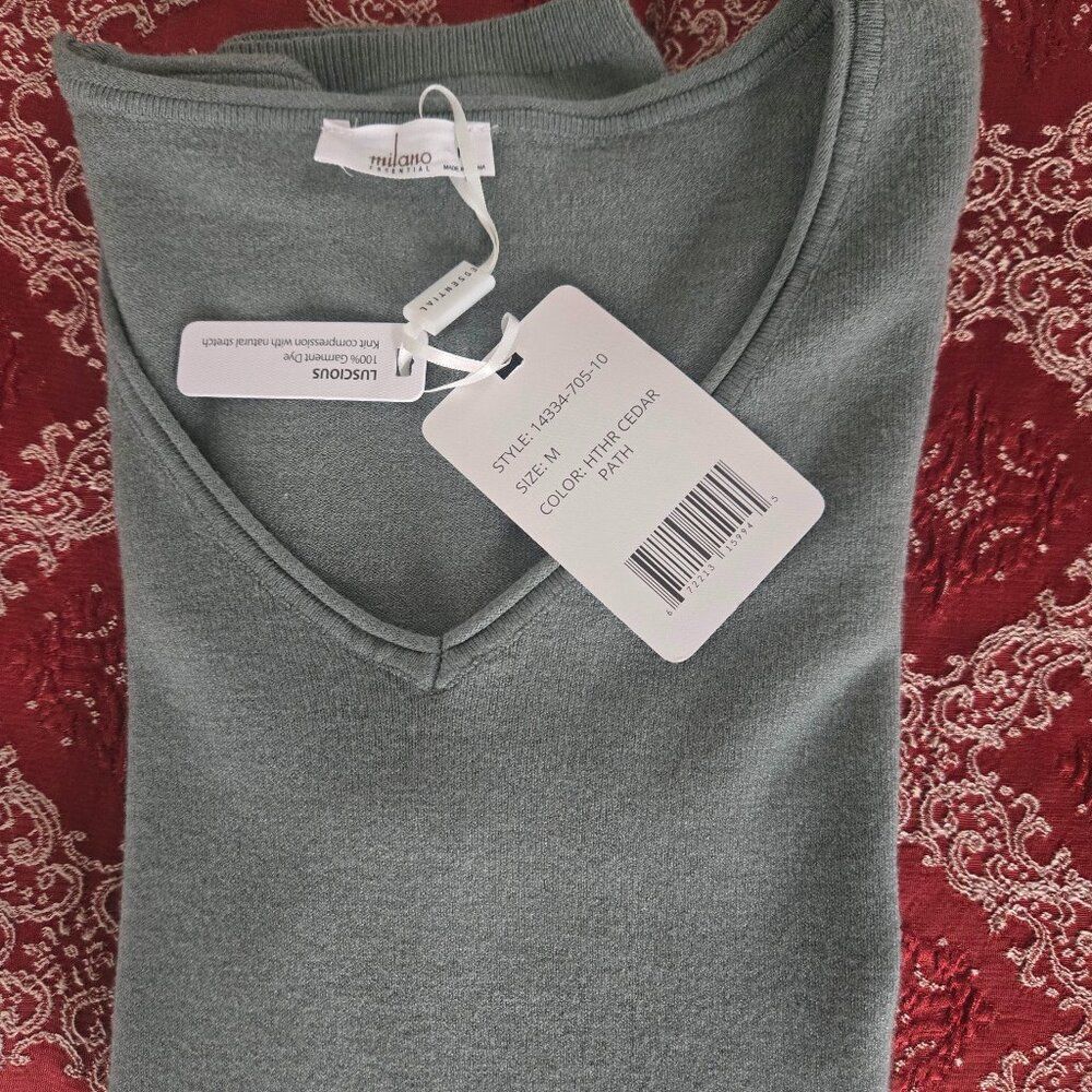 NWT Essentials by Milano sweater